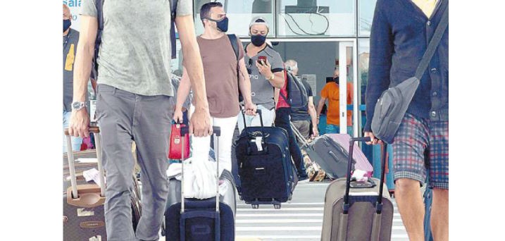 PORTO: Passageiros deixam cruzeiro que teve 118 casos de covid