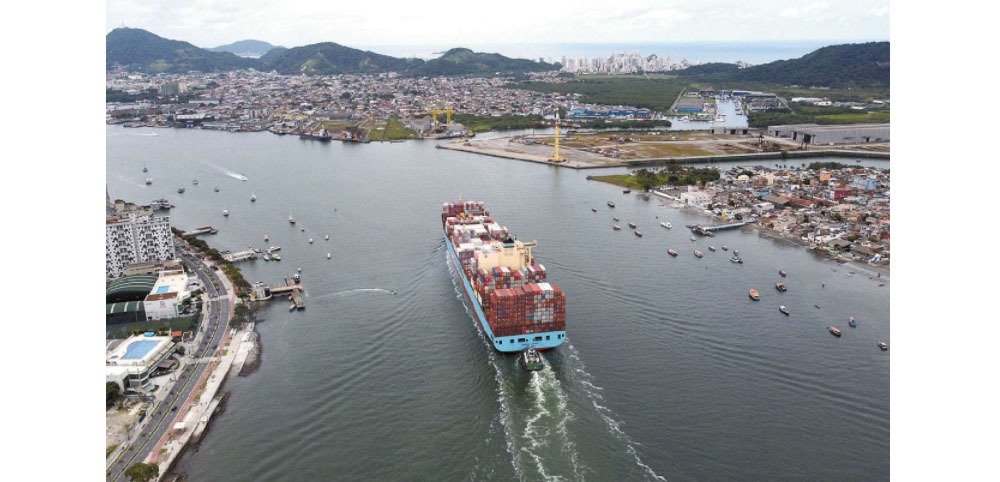 PORTO: Empresa holandesa assumirá domingo, a dragagem do Porto