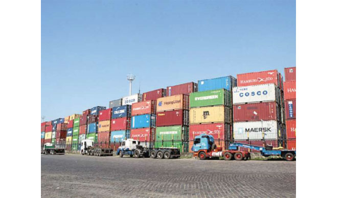 PORTO: Reporto: setor prevê revisões de contratos