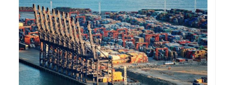 COMÉRCIO EXTERIOR: Yantian restringe a entrada de contêineres para aliviar o excesso de cargas em espera