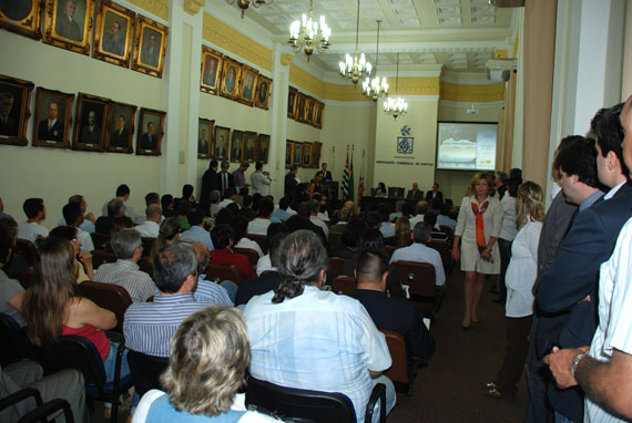 2011-11-04-agem08