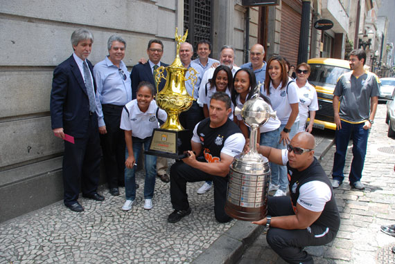 2011-11-04-santosfc12