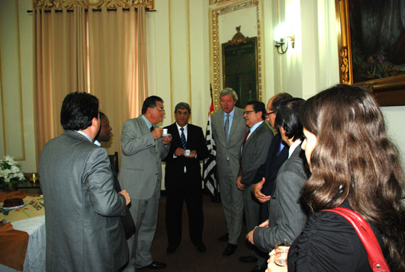 2011-11-29-consul-mexico-04