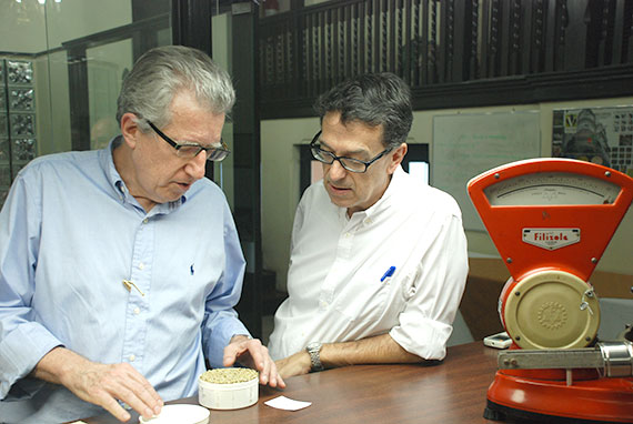 Secretário de Cultura de São Paulo visita a Associação Comercial de Santos