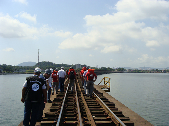Antaq fiscaliza o porto de modo mais eficiente com posto avançado em Santos
