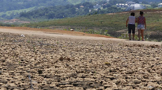 Sistema Cantareira registra ainda menos chuva nesse início de 2015