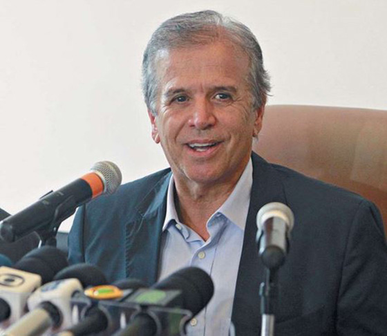 “Iniciaremos os estudos para a possível concessão da dragagem do canal de acesso"