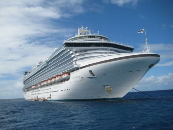 Ruby Princess fará escala no porto de Santos no Carnaval
