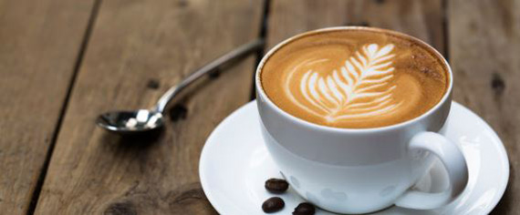 Beber café todo dia regenera DNA, sugere pesquisa