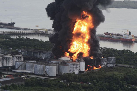 Fora de controle: Bombeiros admitem riscos de novas explosões